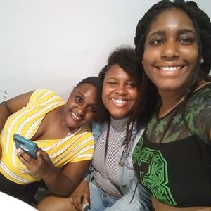 Meet your Posher, Lakisha